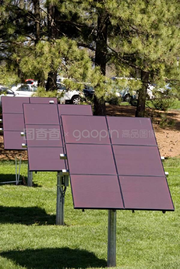 太陽能電池板與光源設備的協同發(fā)展 綠色能源照明的未來